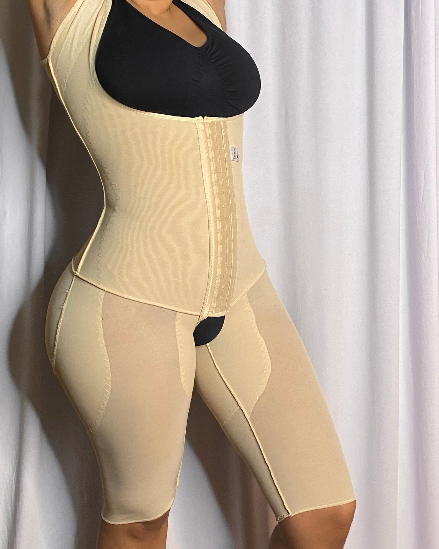 Short con corrector de postura para aumento de glúteos